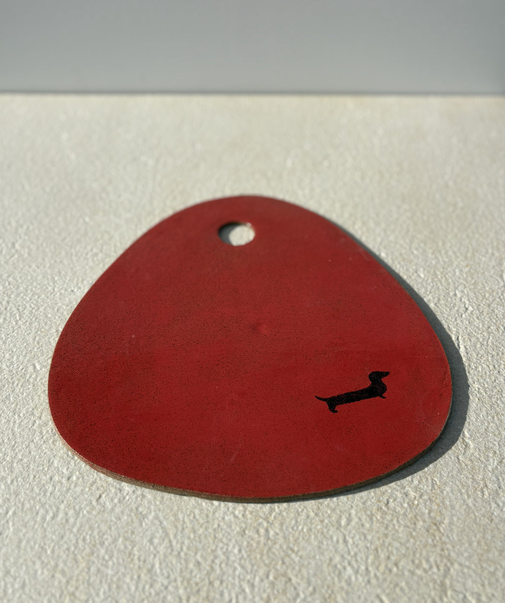 Planche à tartiner teckel rouge
