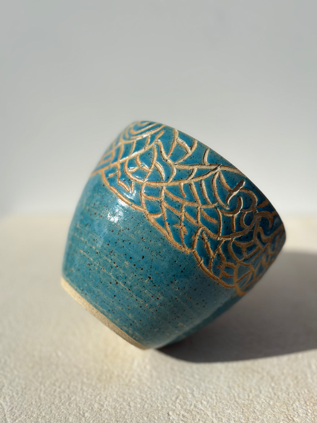 Saladier bicolore bleu